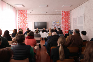 Ветеранська політика, ремонт доріг та навчальних закладів – начальник ОВА поспілкувався із мешканцями трьох громад Ковельщини - Фото 1