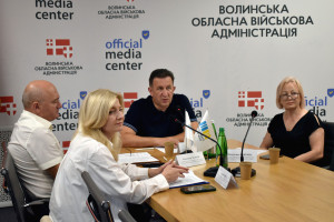 «Діалог влади з бізнесом»: обговорили проблеми пошуку кваліфікованих кадрів на Волині - Фото 1