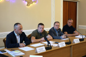 Відбулась робоча нарада начальника ОВА Івана Рудницького з керівниками закладів інституційного догляду та виховання - Фото 1