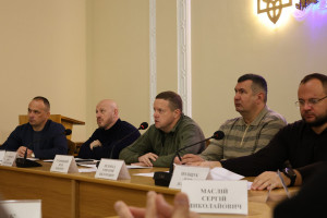 У ОВА обговорили підготовку до осінньо–зимового утримання доріг та готовність громад до співфінансування - Фото 1