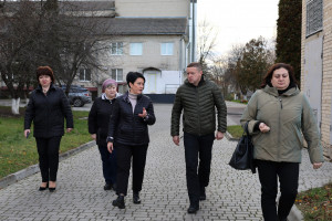 Очільник Волинської ОВА ознайомився з роботою соціальних закладів області - Фото 1